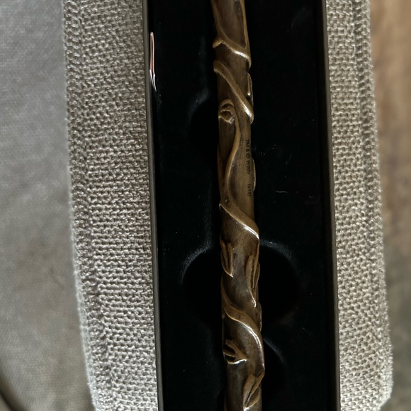 Wands - Picture 5 of 8